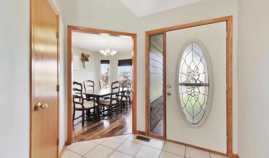 3100 Country Lane Dr, Augusta, KS 67010 - 5 Beds, 3 Bath