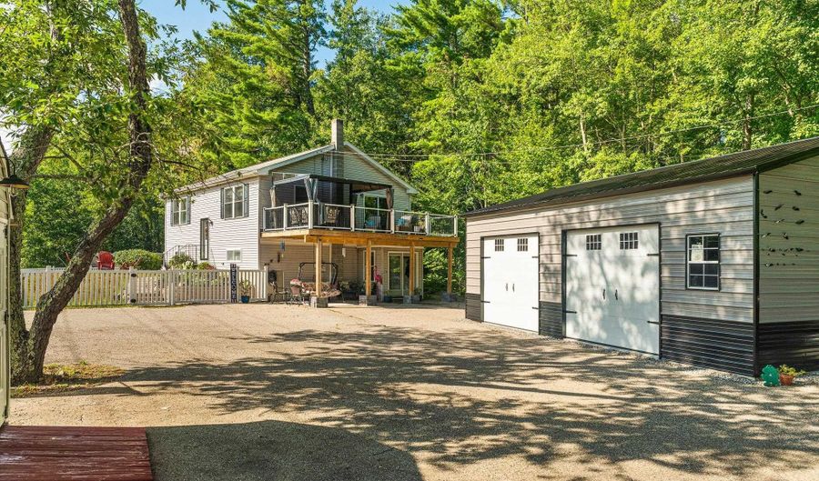 86 Wolfeboro Hwy, Alton, NH 03809 - 2 Beds, 3 Bath