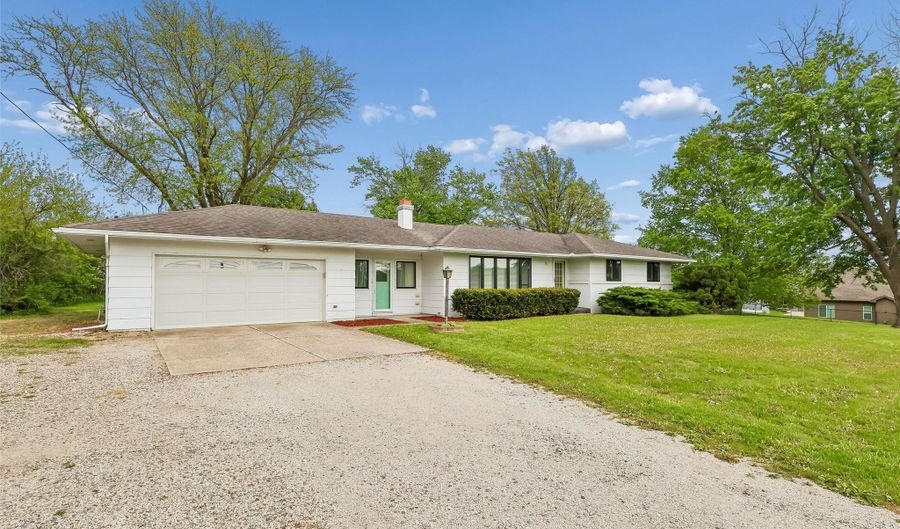 1405 Nile Kinnick Dr S, Adel, IA 50003 - 3 Beds, 2 Bath