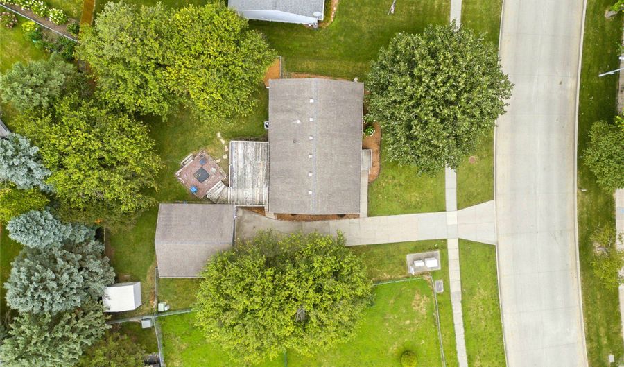 602 NW Greenwood St, Ankeny, IA 50023 - 3 Beds, 1 Bath