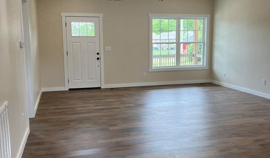 213 Apple St, Baxter, TN 38544 - 3 Beds, 2 Bath