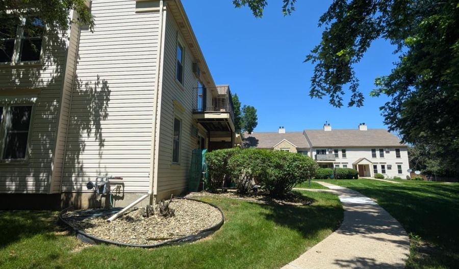 6758 Park Ridge Dr C, Madison, WI 53719 - 2 Beds, 2 Bath