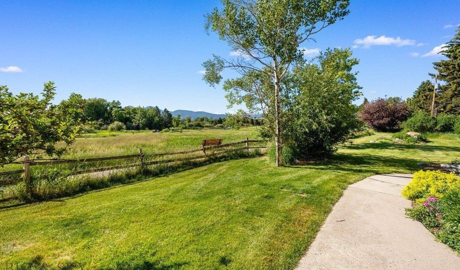 12 W Hayes H6, Bozeman, MT 59715 - 3 Beds, 2 Bath
