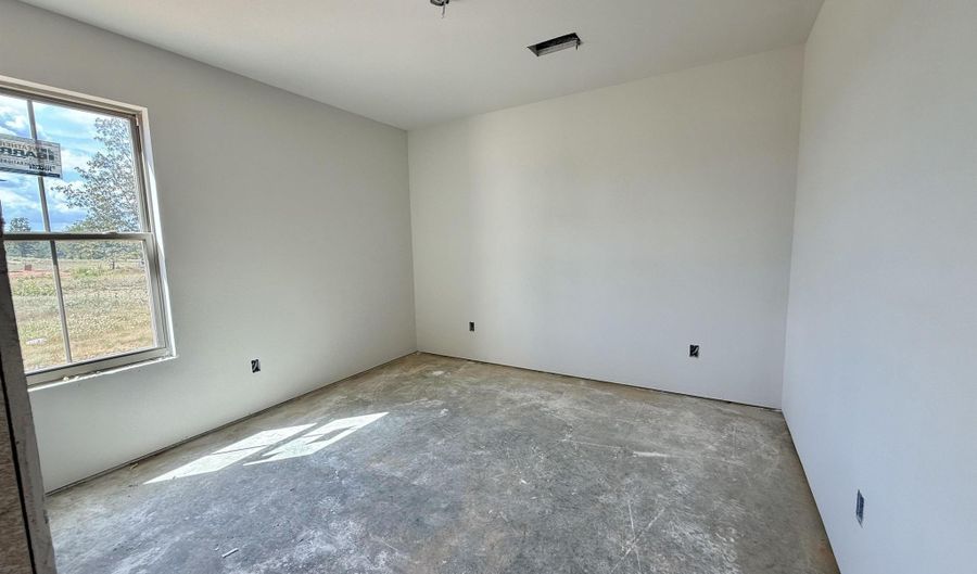 4008 Creek Top, Bauxite, AR 72011 - 3 Beds, 2 Bath