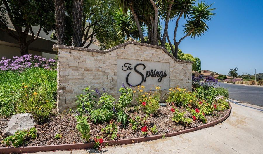 1148 Belleza St, Camarillo, CA 93012 - 2 Beds, 2 Bath