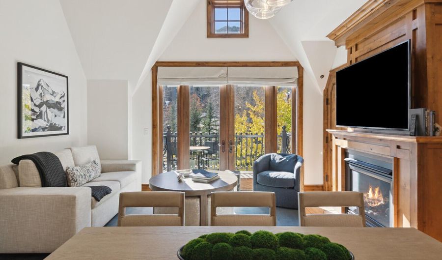 415 E Dean St. # 32 Wk 9, Aspen, CO 81611 - 2 Beds, 2 Bath