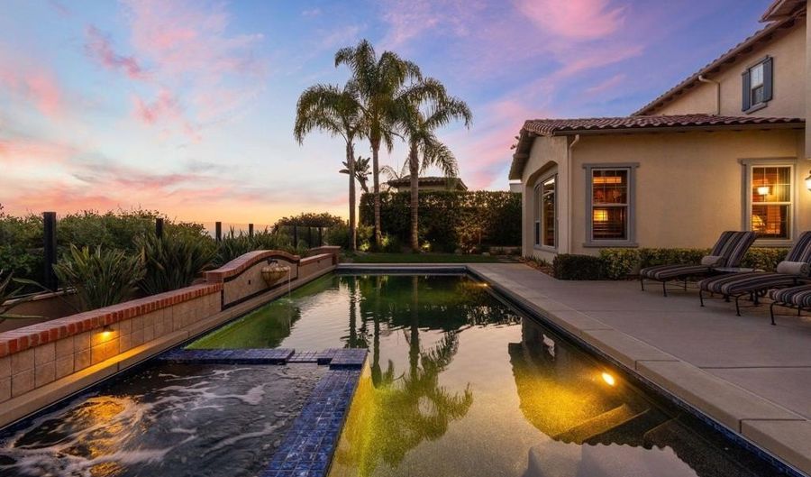 6937 CORTE LANGOSTA, Carlsbad, CA 92009 - 5 Beds, 6 Bath