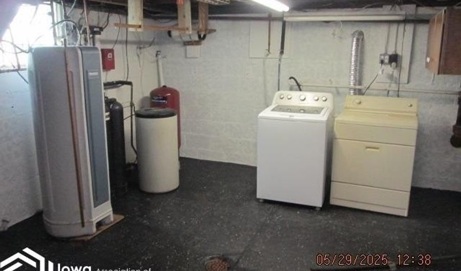 3390 170Th St, Alexander, IA 50420 - 4 Beds, 2 Bath