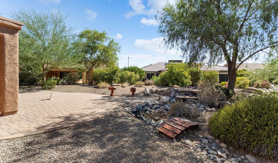 20084 N 271ST Dr, Buckeye, AZ 85396 - 2 Beds, 2 Bath