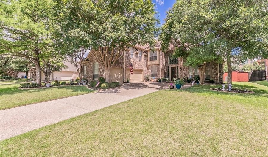 2013 Country Brook Ln, Allen, TX 75002 - 4 Beds, 4 Bath