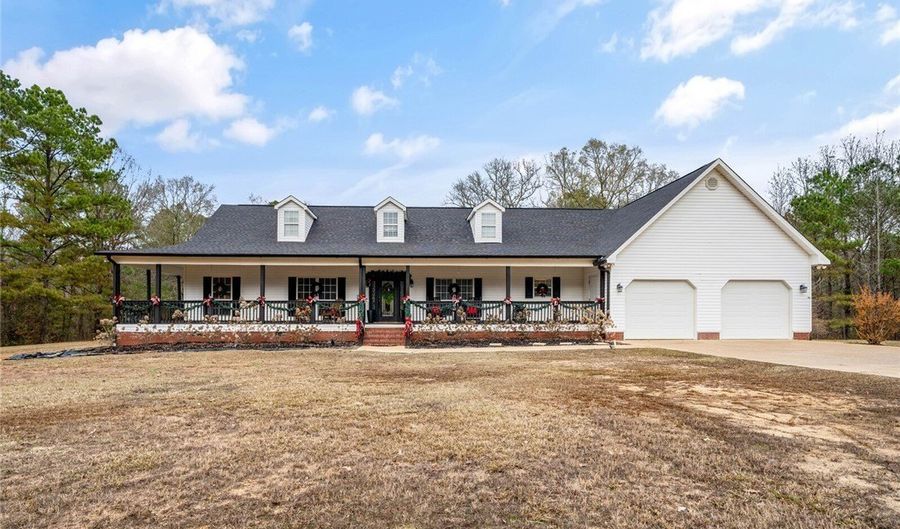 8745 Hwy 18 E, Bankston, AL 35542 - 4 Beds, 3 Bath