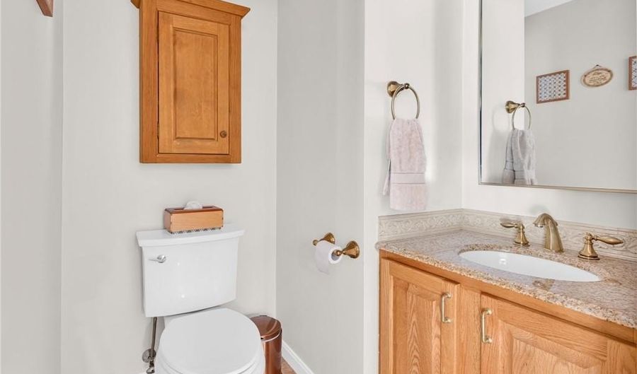 2 Brookfield Rd, Coventry, RI 02816 - 3 Beds, 3 Bath