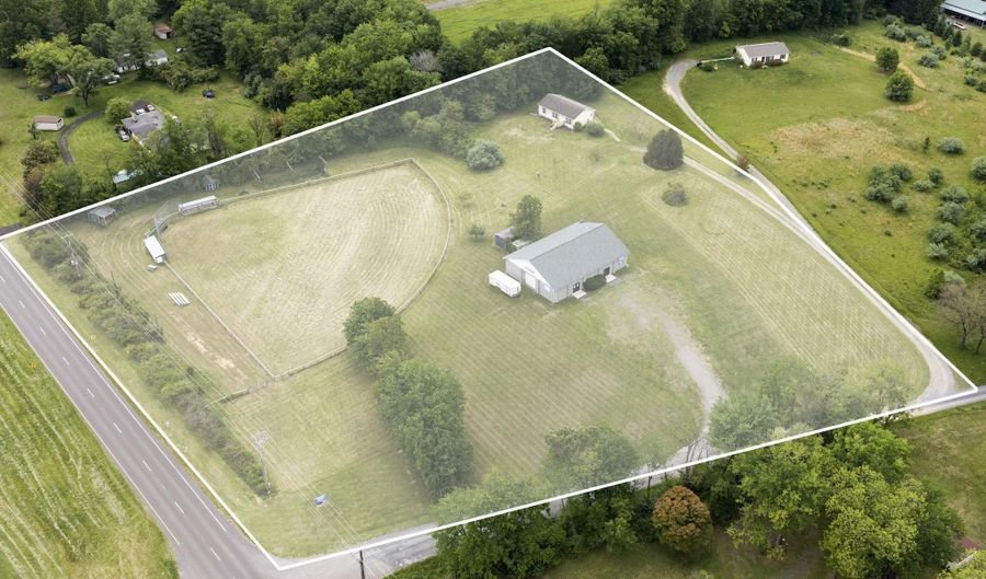 9 PAYNE Ln, Amissville, VA 20106 - 3 Beds, 2 Bath