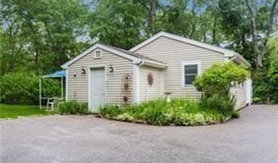 5075 Old Post Rd, Charlestown, RI 02813 - 5 Beds, 3 Bath