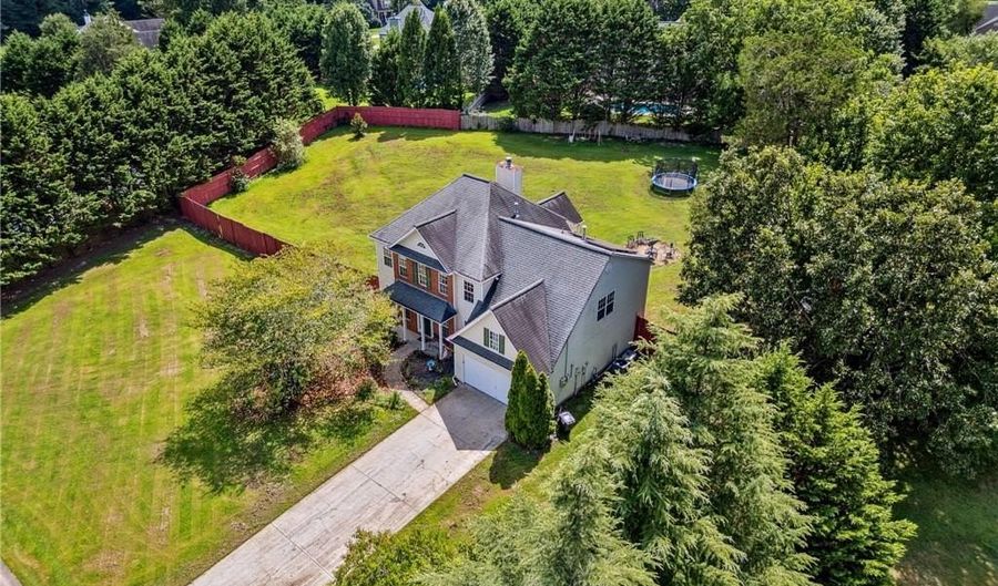 119 Hollytrace Ln, Ball Ground, GA 30107 - 5 Beds, 3 Bath