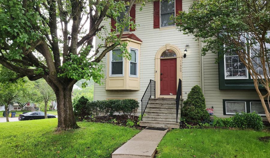 11300 NARROW TRAIL Ter, Beltsville, MD 20705 - 4 Beds, 4 Bath