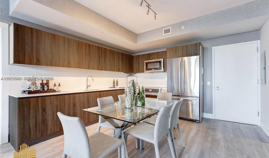 2960 NE 207th St 909, Aventura, FL 33180 - 2 Beds, 2 Bath