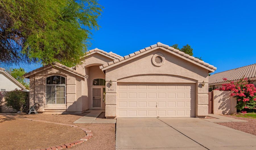 10923 W IVORY Ln, Avondale, AZ 85392 - 3 Beds, 2 Bath
