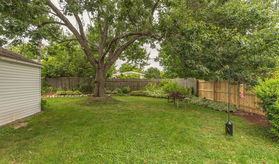 2100 Alice St, Ann Arbor, MI 48103 - 3 Beds, 2 Bath