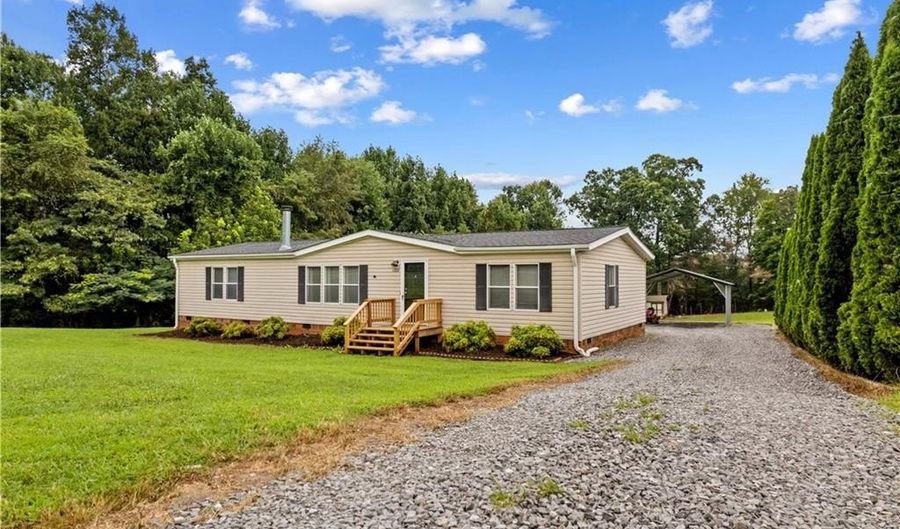 1222 Bryant Mill Rd, Ararat, NC 27007 - 3 Beds, 2 Bath