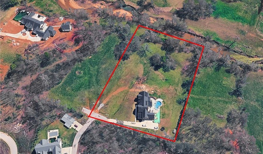 10901 Old Fashion Dr, Bentonville, AR 72713 - 7 Beds, 7 Bath