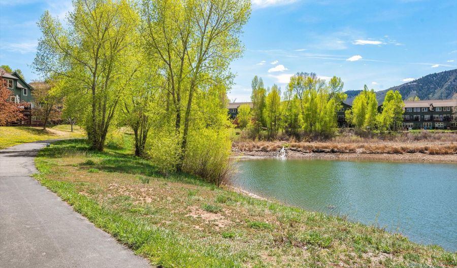 104 Lakeside Dr, Basalt, CO 81621 - 3 Beds, 3 Bath