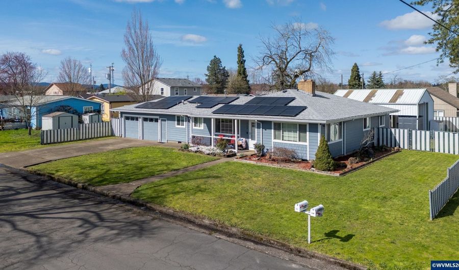 765 13th Ave SE, Albany, OR 97322 - 3 Beds, 2 Bath