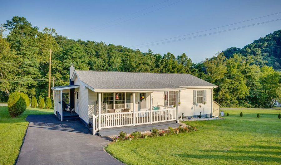 18160 Ridgeview Dr, Abingdon, VA 24211 - 3 Beds, 1 Bath