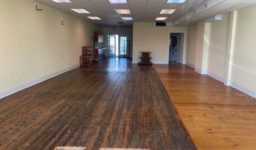 70 CLINTON St, Delaware City, DE 19706 - 0 Beds, 0 Bath