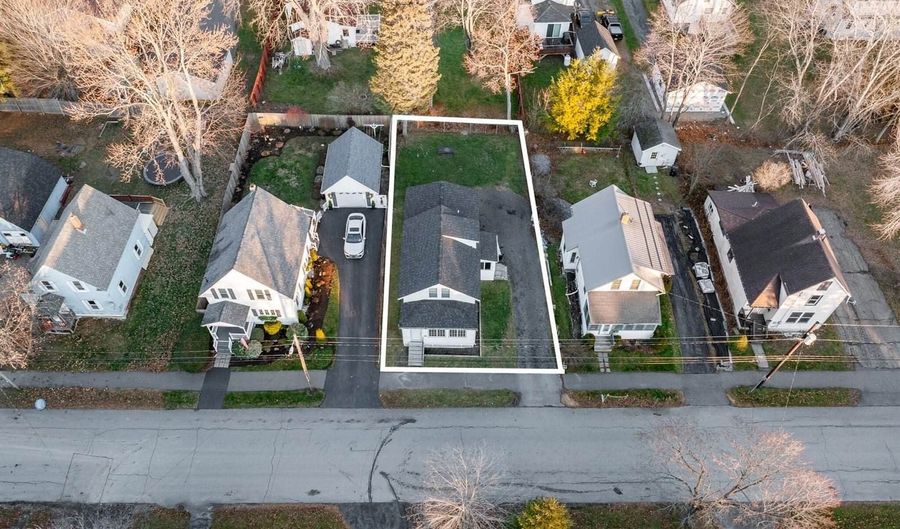 233 Palm St, Bangor, ME 04401 - 3 Beds, 2 Bath