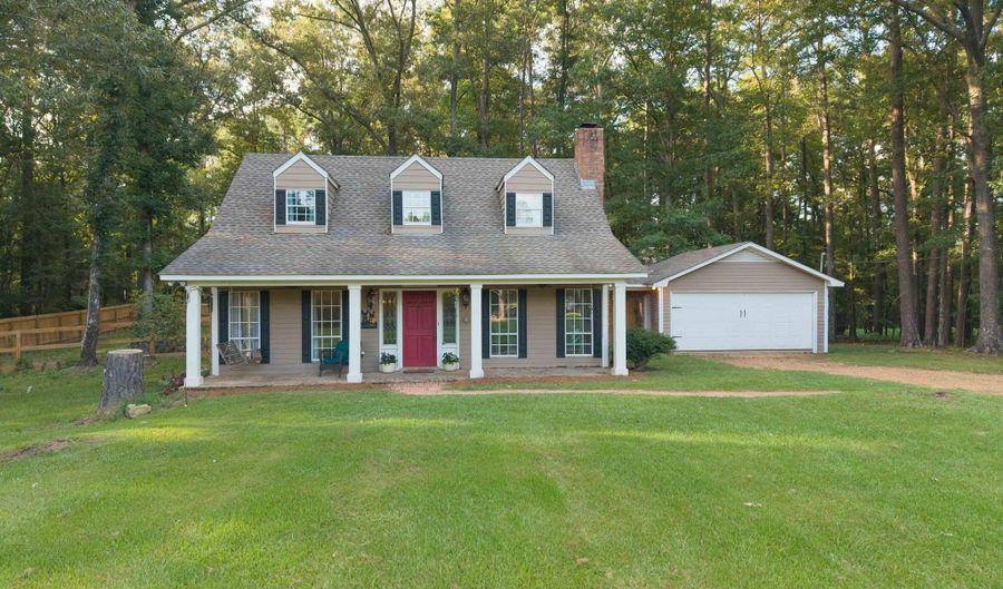 177 Robbins Rd, Brandon, MS 39042 - 3 Beds, 3 Bath
