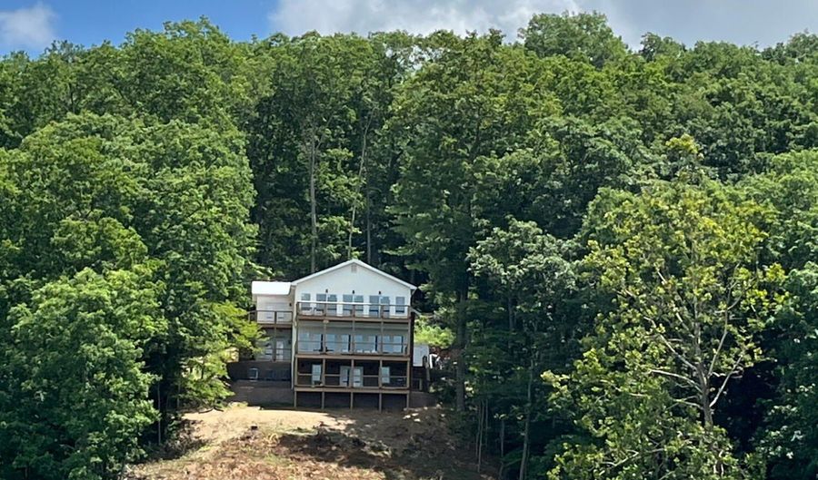 22125 Driftwood Ln, Abingdon, VA 24211 - 5 Beds, 5 Bath