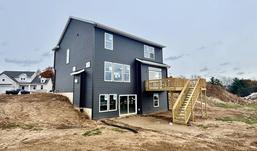 8318 Kettle Hill Ct SE, Alto, MI 49302 - 4 Beds, 2 Bath