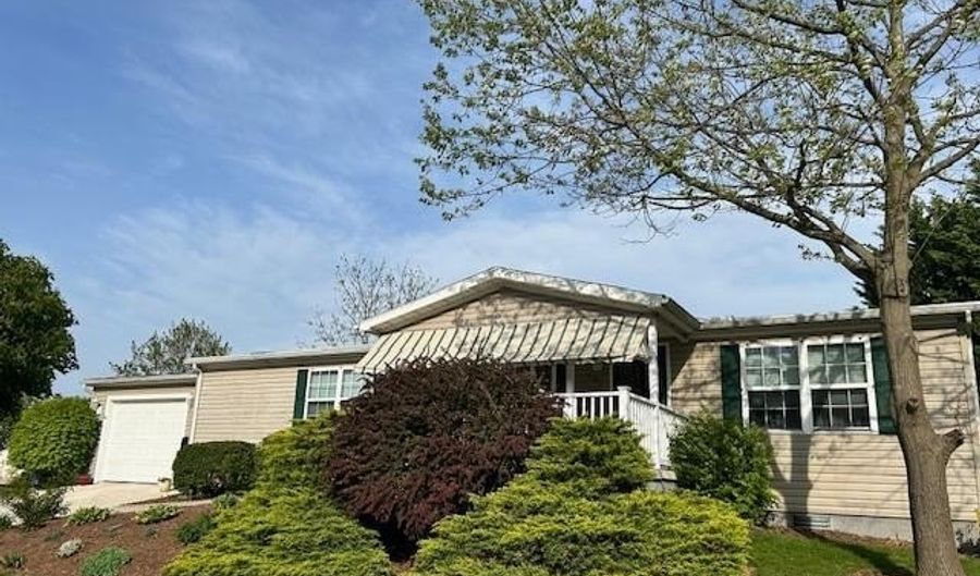 501 MUSKET RIDGE Rd, Abbottstown, PA 17301 - 3 Beds, 2 Bath