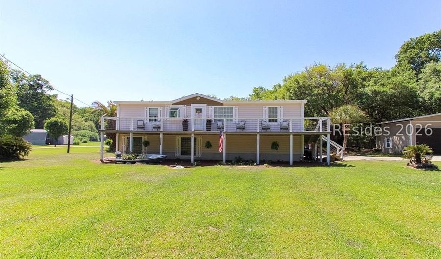 14 Mickey D Ln, Beaufort, SC 29907 - 9 Beds, 8 Bath