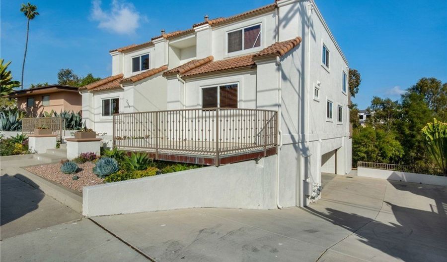 251 Avenida Madrid, San Clemente, CA 92672 - 7 Beds, 4 Bath