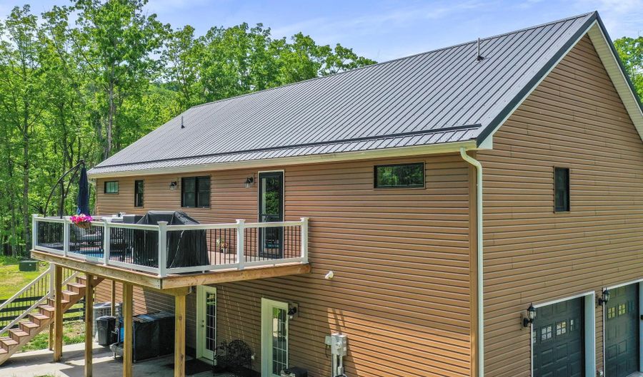 100 SOLAR Ln, Baker, WV 26801 - 3 Beds, 3 Bath