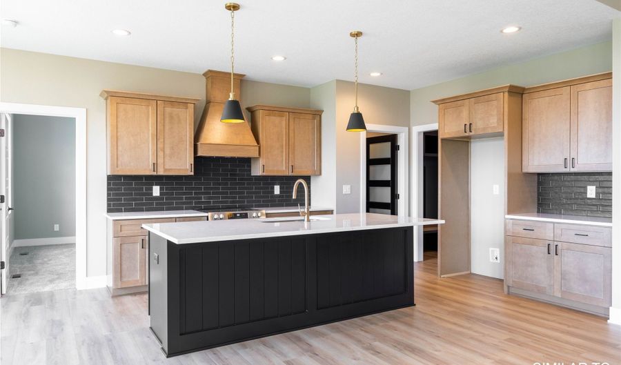 2702 Ponte Pl, Adel, IA 50003 - 5 Beds, 3 Bath