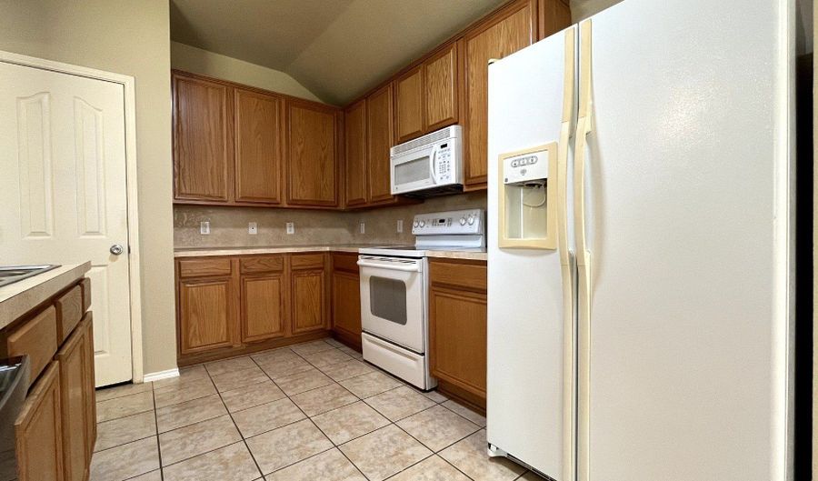 233 Niagara Falls Dr, Anna, TX 75409 - 3 Beds, 2 Bath