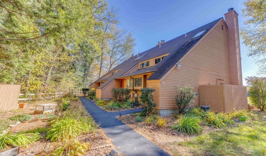 96 Fairway Dr 1, Ashland, NH 03217 - 2 Beds, 2 Bath