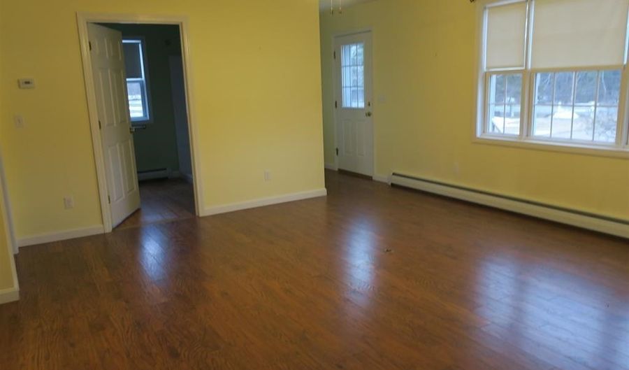 7 A Prescott Rd, Brentwood, NH 03833 - 1 Beds, 1 Bath