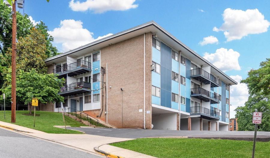 5200 QUINCY St 304, Bladensburg, MD 20710 - 1 Beds, 1 Bath