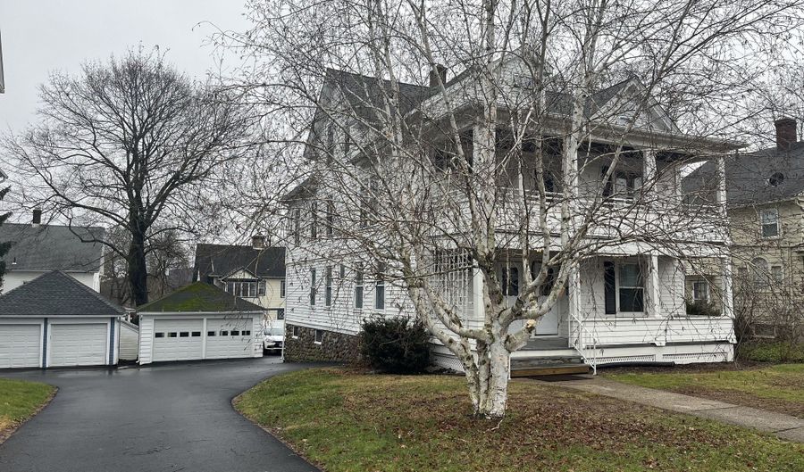 106 Stearns St 3rd floor, Bristol, CT 06010 - 2 Beds, 1 Bath