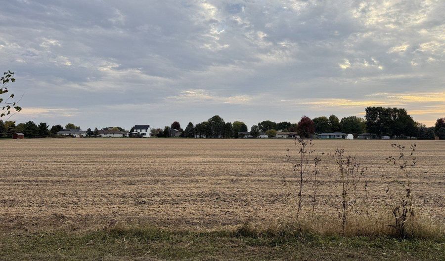 16 W Wasson Rd 19, Amboy, IL 61310 - 3 Beds, 1 Bath