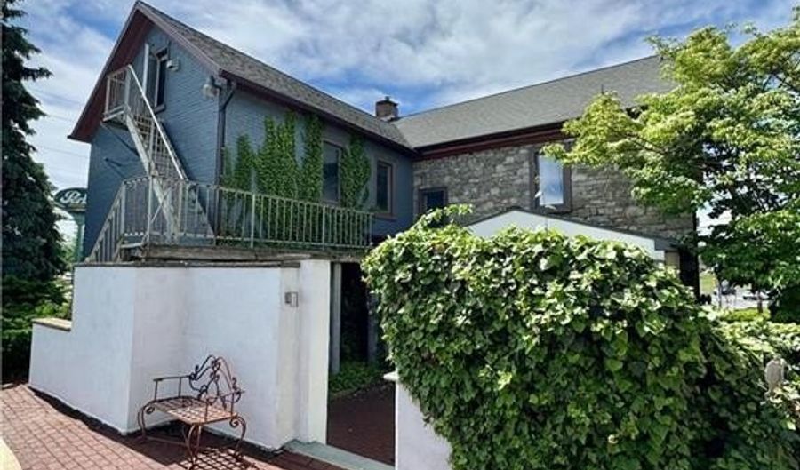 3144 HAMILTON Blvd 3, Allentown, PA 18103 - 2 Beds, 1 Bath