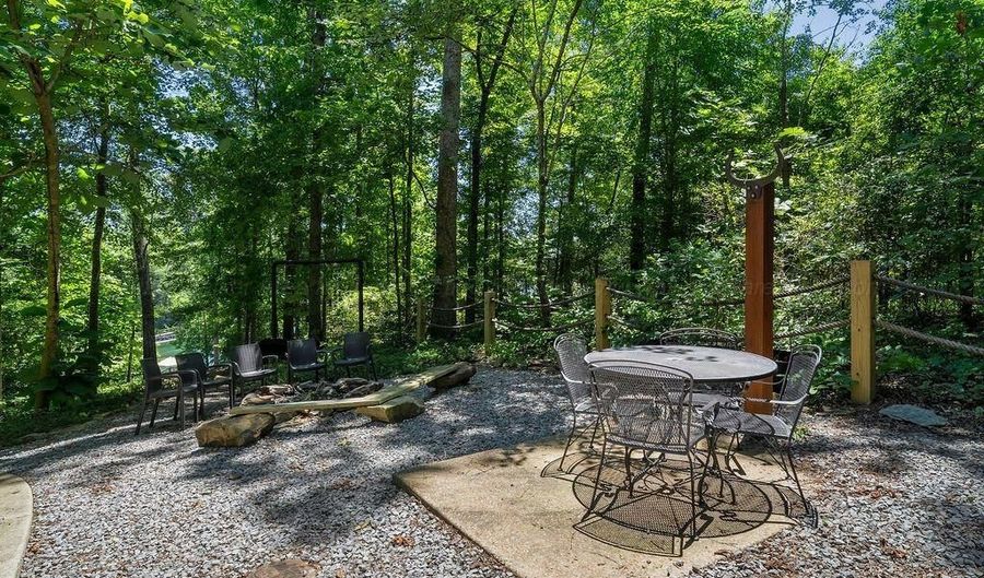 671 S POINTE Dr, Arley, AL 35541 - 3 Beds, 2 Bath