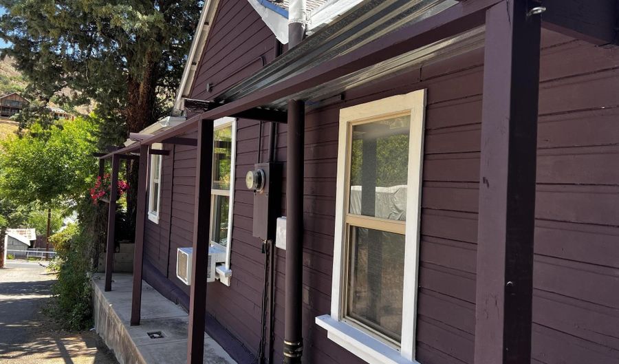 420 B Tombstone Cyn, Bisbee, AZ 85603 - 2 Beds, 1 Bath