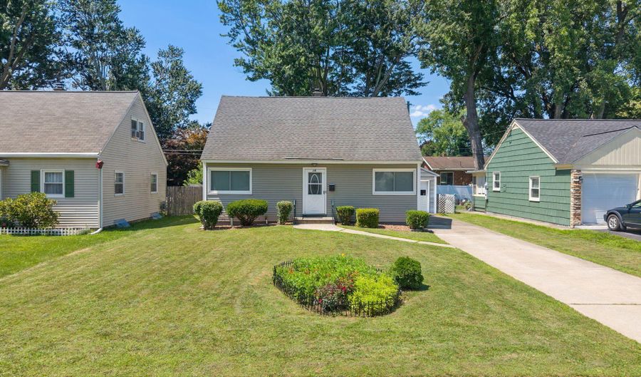 228 Davis Ave, Albany, NY 12208 - 4 Beds, 2 Bath