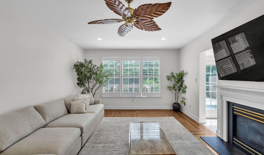 1115 HENLEY Rd, Ambler, PA 19002 - 3 Beds, 4 Bath