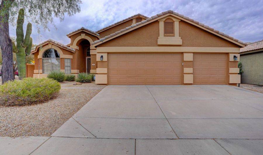 4443 E MORNING VISTA Ln, Cave Creek, AZ 85331 - 5 Beds, 3 Bath